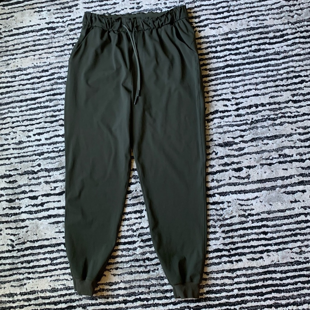 lululemon Stretch High Rise Jogger *Full Length